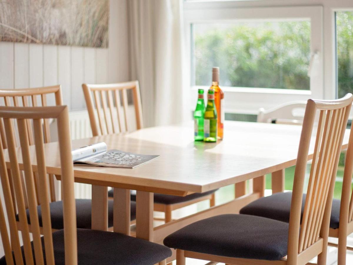 6 Person Holiday Home In グレーミッツ エクステリア 写真